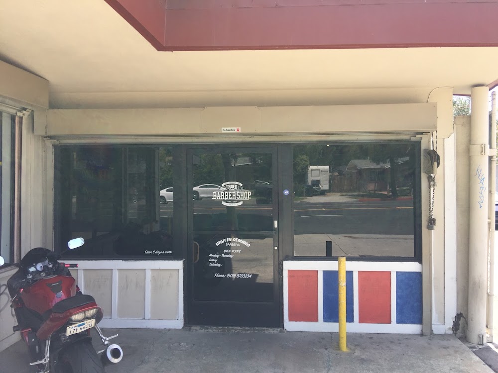 Faded Cutss Barbershop view 4