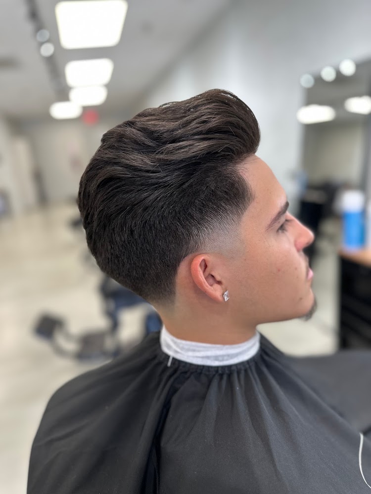 Finest Fadez barbershop view 4