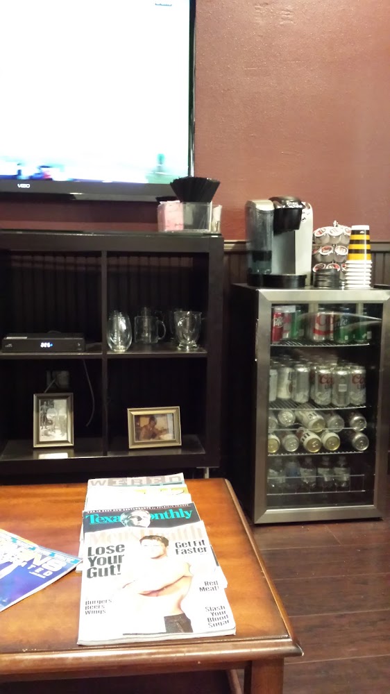Finley’s Barbershop view 3