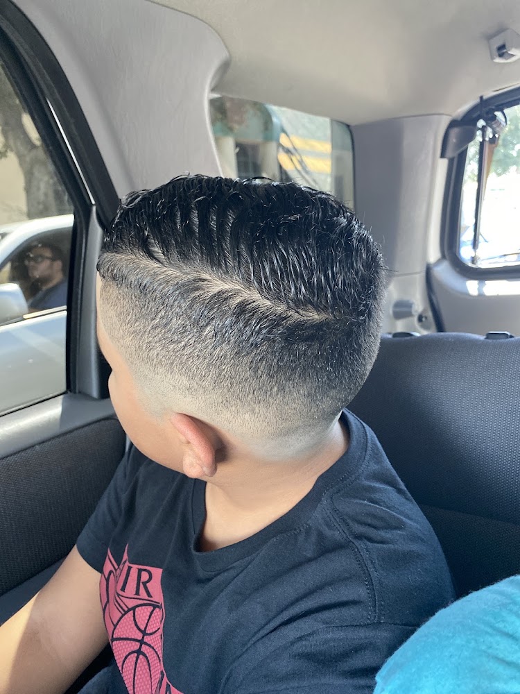 Flores Barber Shop view 5