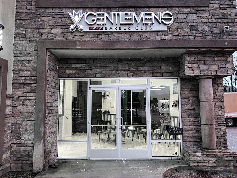 Gentlemens Barber Club view 2