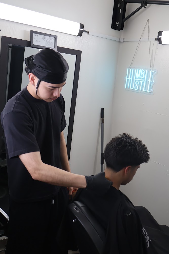 Golden Vision Barbershop view 5