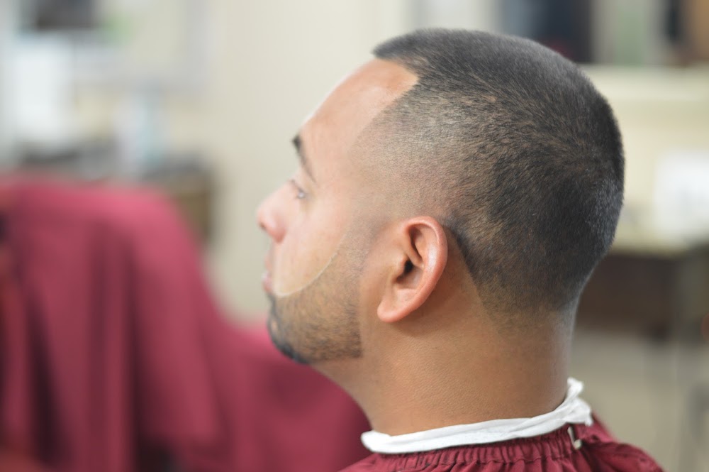 GoldStar Barber Studio-University primary photo