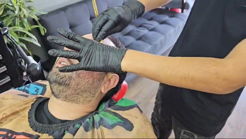 Gomez Barber Shop view 2