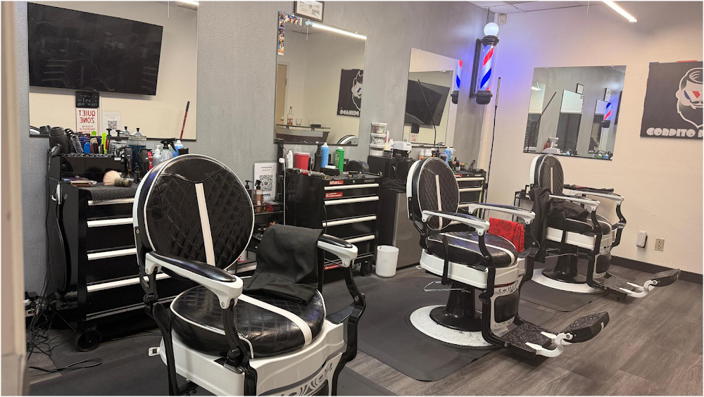 Gordito Peinado Barbershop Haircuts Beards Shaves Color primary photo