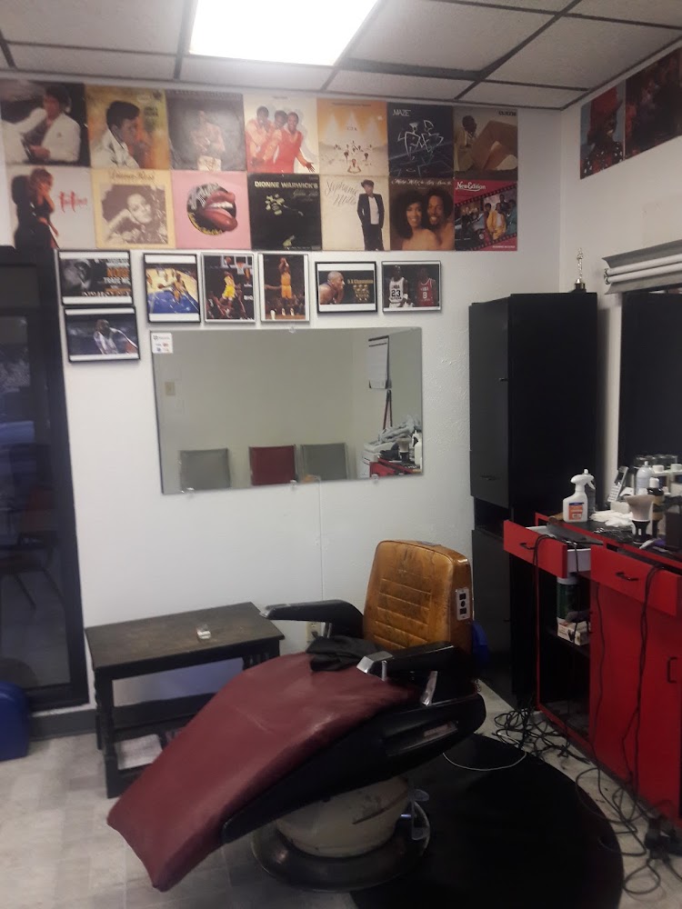Gulley's BarberShop view 2