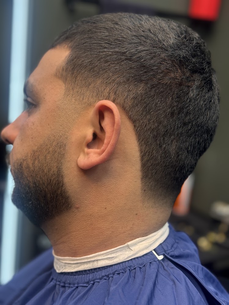 H&H Men’s Grooming view 3