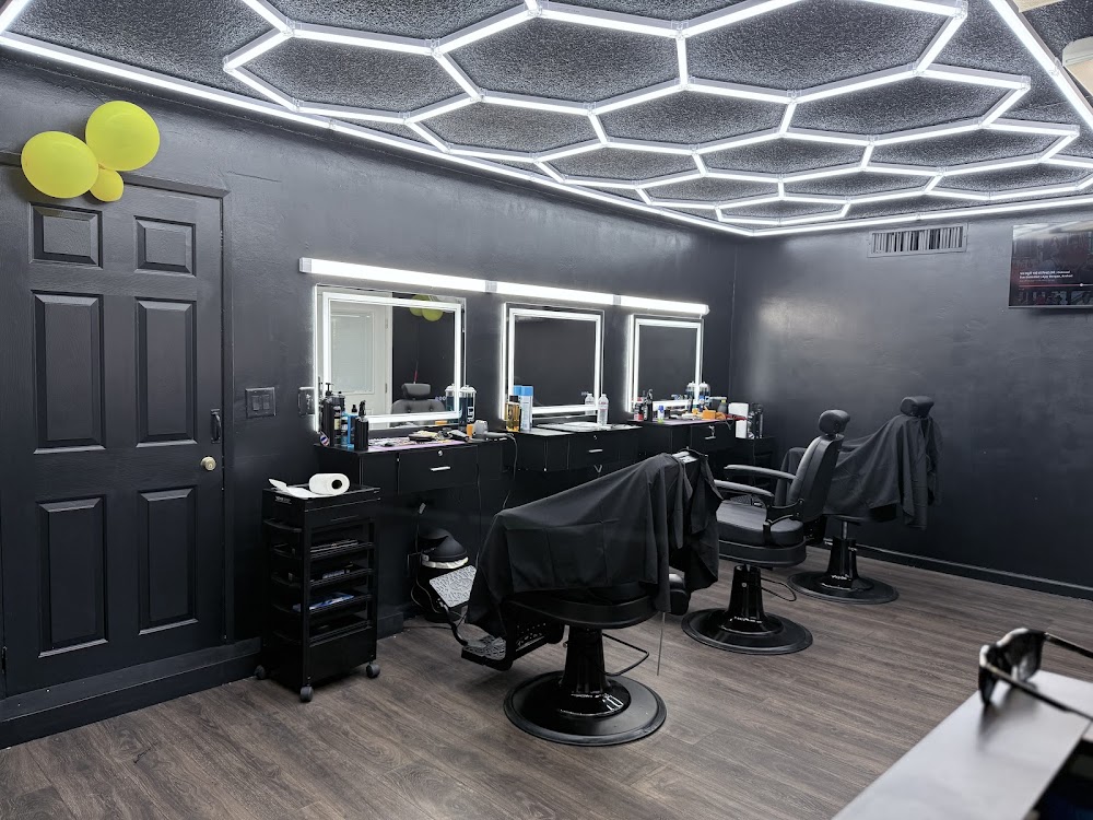 Hair studio unisex salon view 3