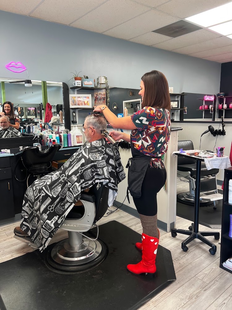 Hairway to Heaven Salon view 2