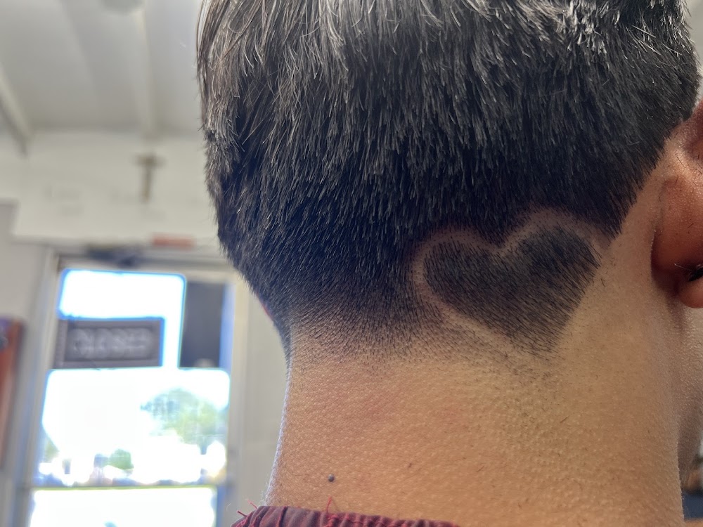 Hank's Barber shop view 5