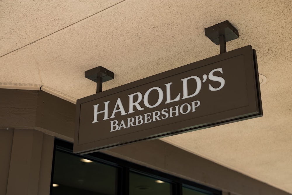 Harold's Barbershop view 3