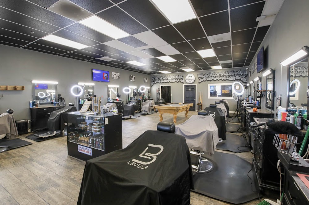 Headquarters Barbershop ceres view 2