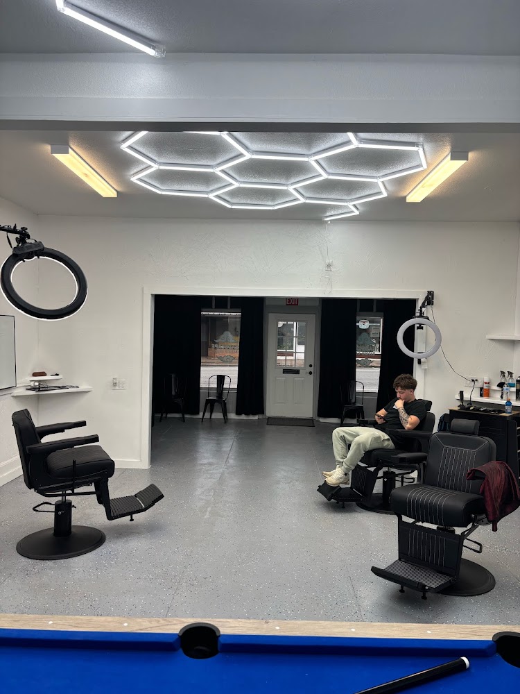 HEADSCAPE Barbershop view 5