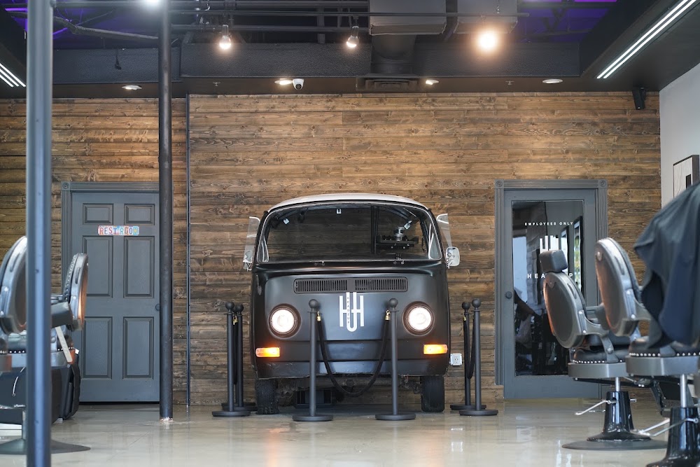 Headzup Barbershop | Anaheim view 3