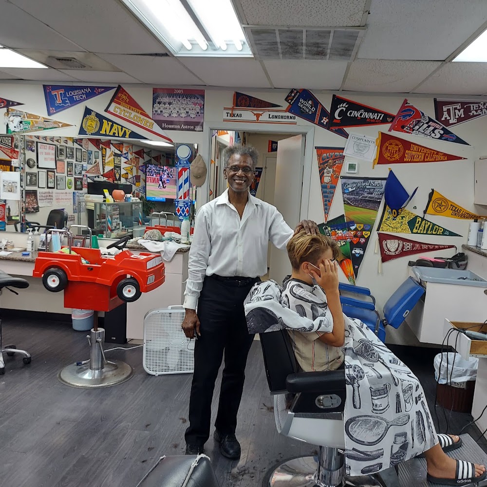 Henry's Woodlands Barber Shop primary photo