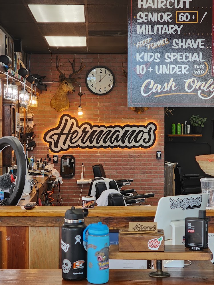 Hermanos Barber Shop Huntington Beach view 4