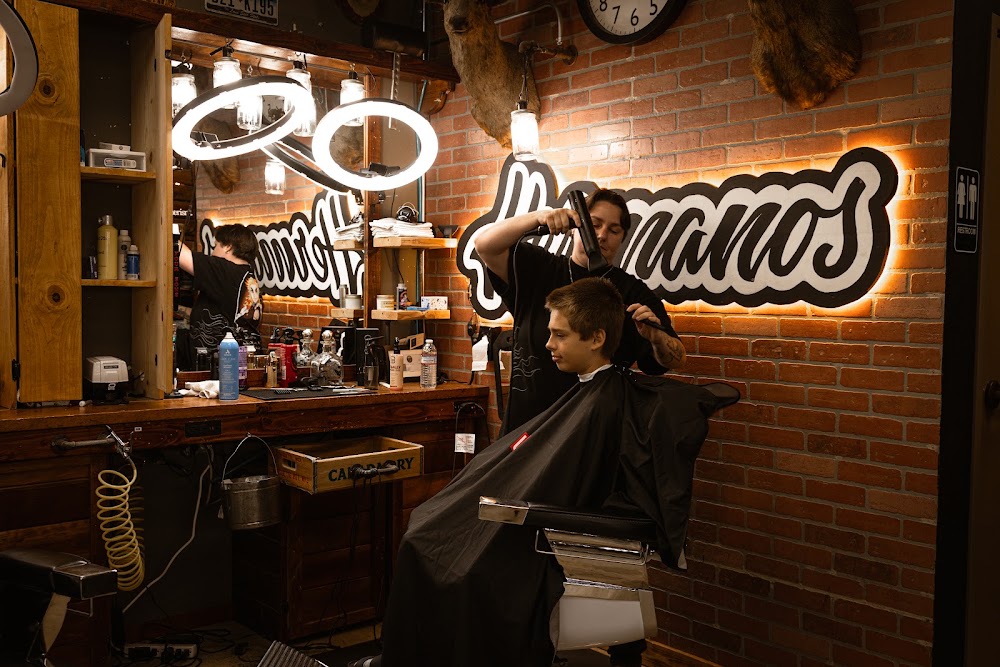 Hermanos Barber Shop Huntington Beach view 5