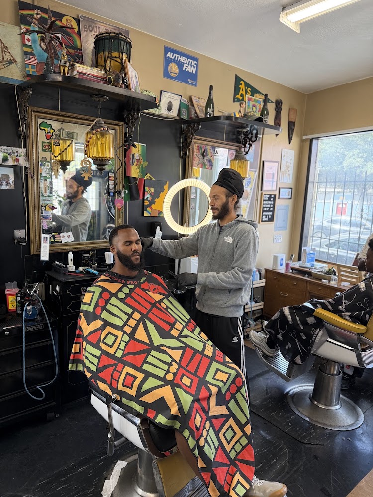 HIM Barbershop view 4