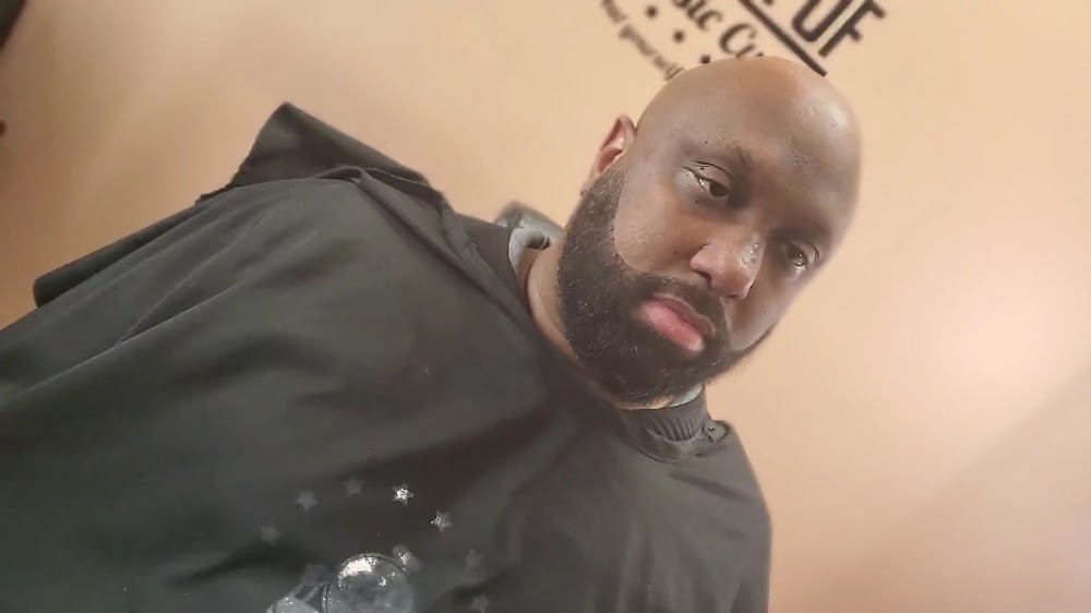 House of Classic Cuts view 3