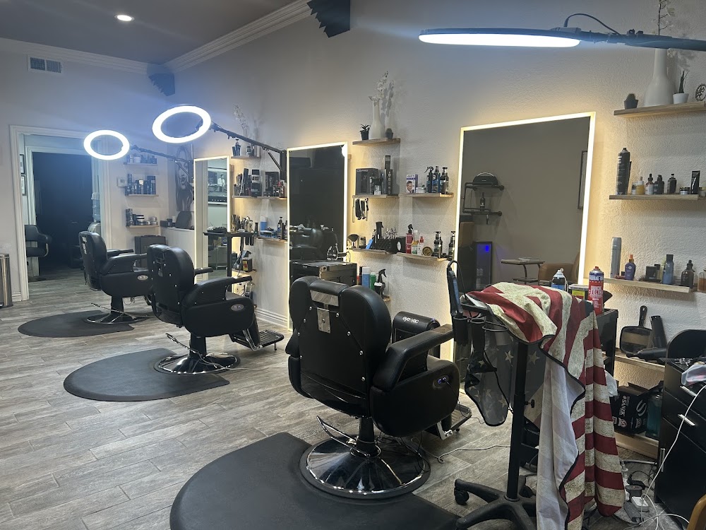 In style barber shop primary photo