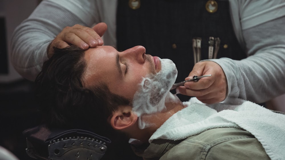 IN STYLE Men’s Salon - Lake Forest | Men Haircuts & Grooming primary photo