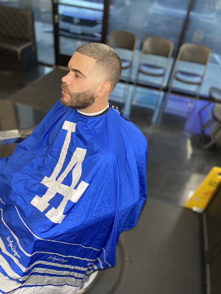 IN THE CUT BARBERSHOP view 4