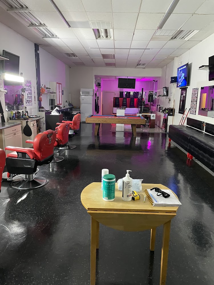 J J's Barbershop view 5