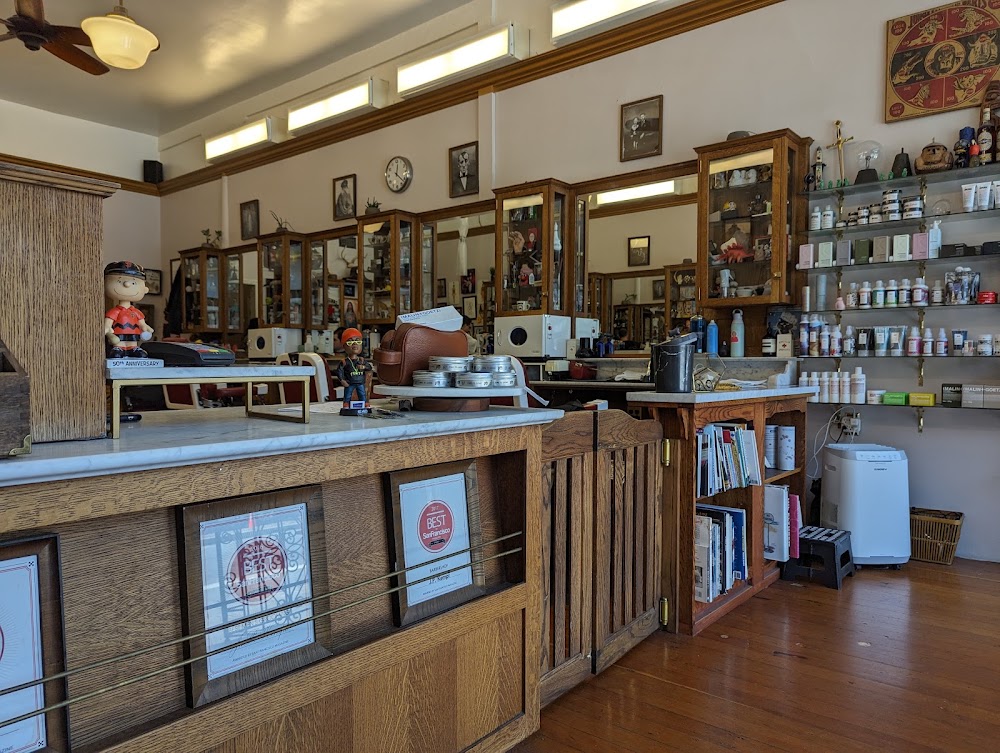 J.P. Kempt Barber & Social view 4