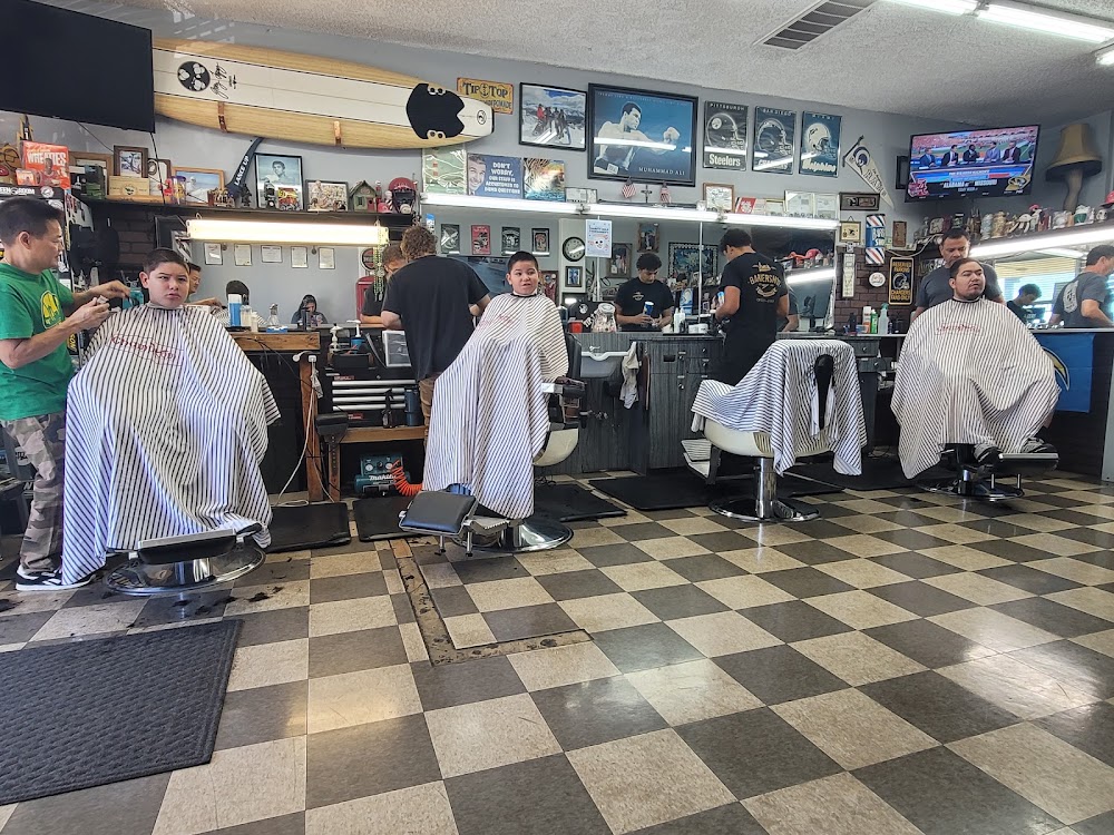 Joe’s Barbershop view 3