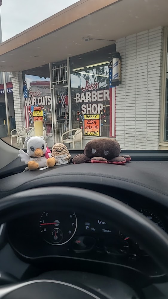 Joe’s Barbershop view 5