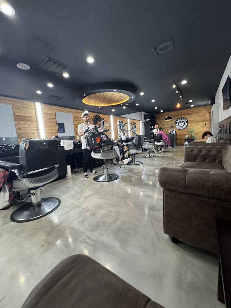 JRoyals Barbershop view 3
