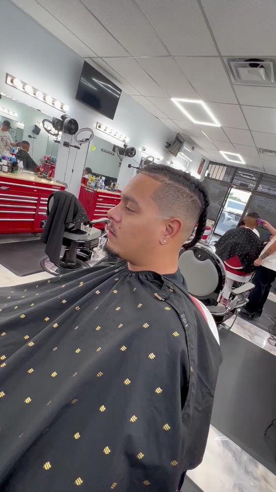 Kerms Barbershop view 4