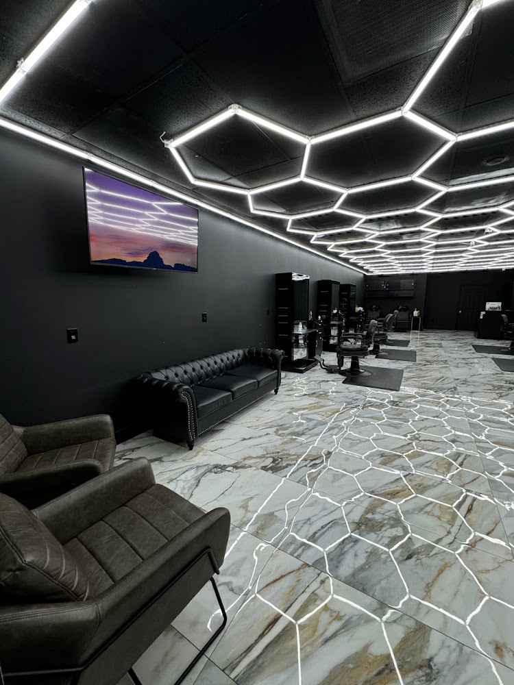kings barber shop view 4