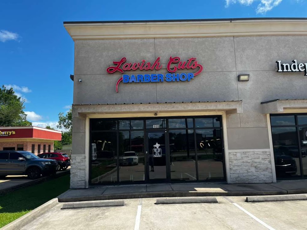 Lavish Cuts Barbershop view 2