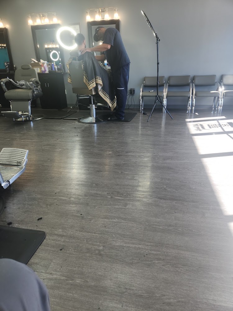 Lavish Cuts Barbershop Manvel view 2