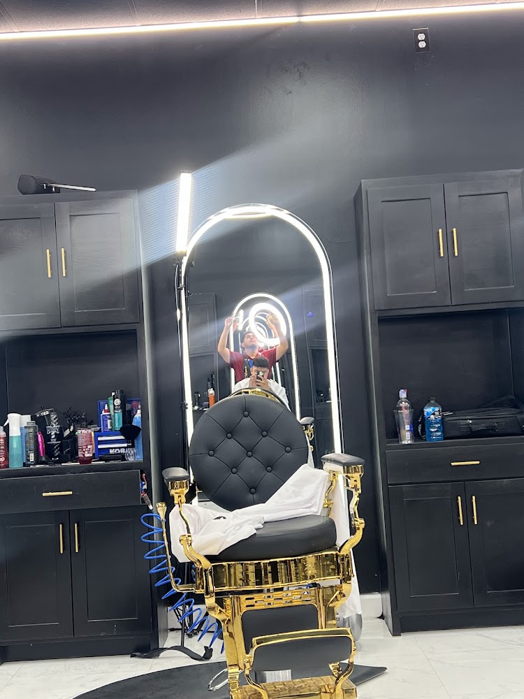 LegacyPro barber studio view 4
