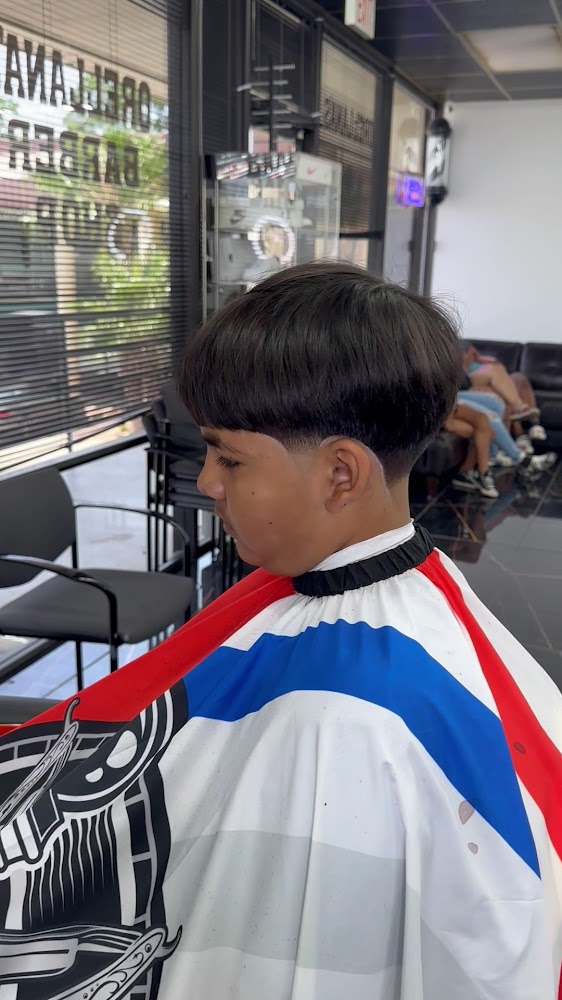 Legend’s Barbershop view 3