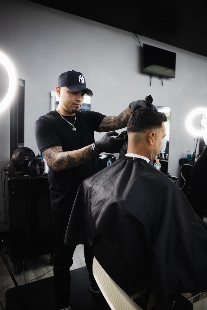 Legend’z barbershop view 4