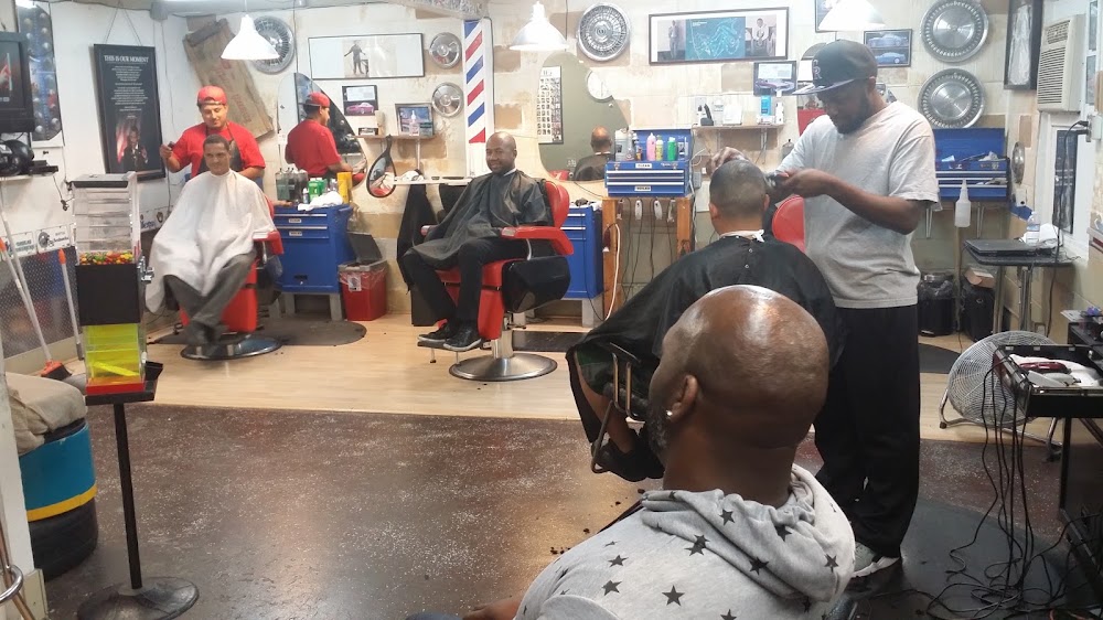 Level up Barbershop view 3