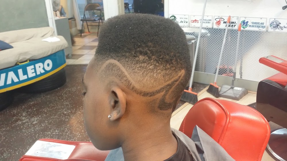 Level up Barbershop view 4