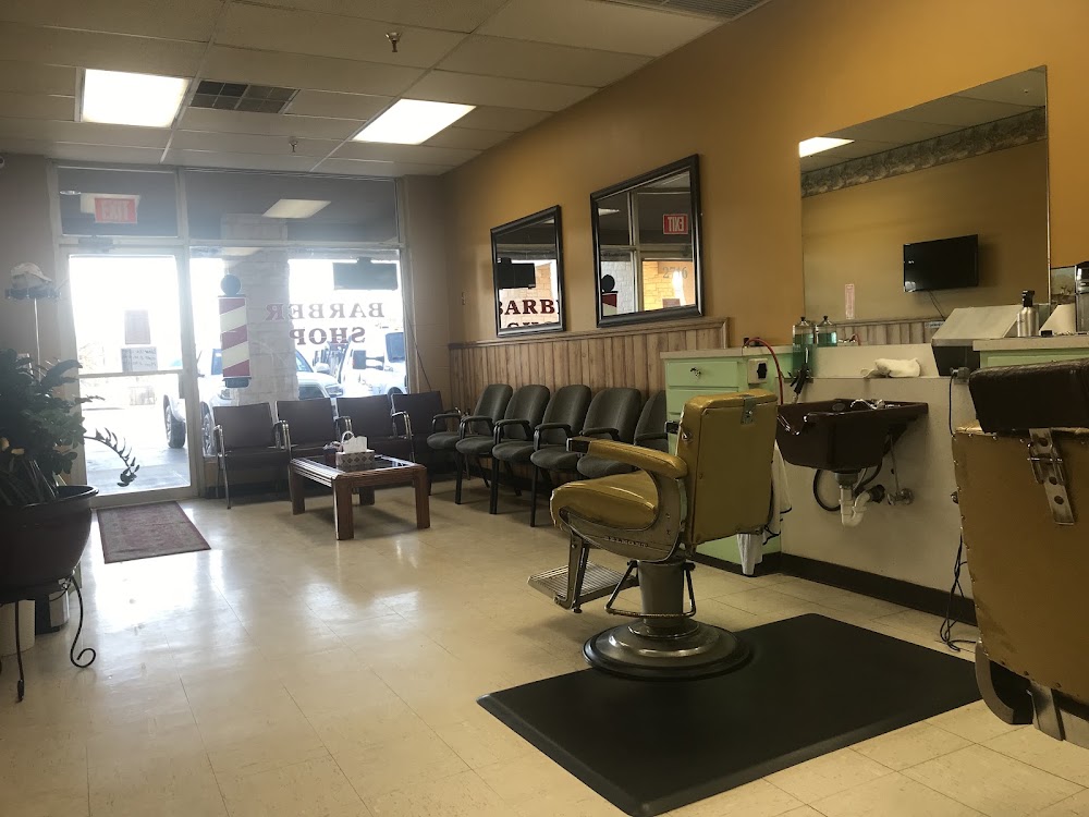 Loop East Barber Shop view 2