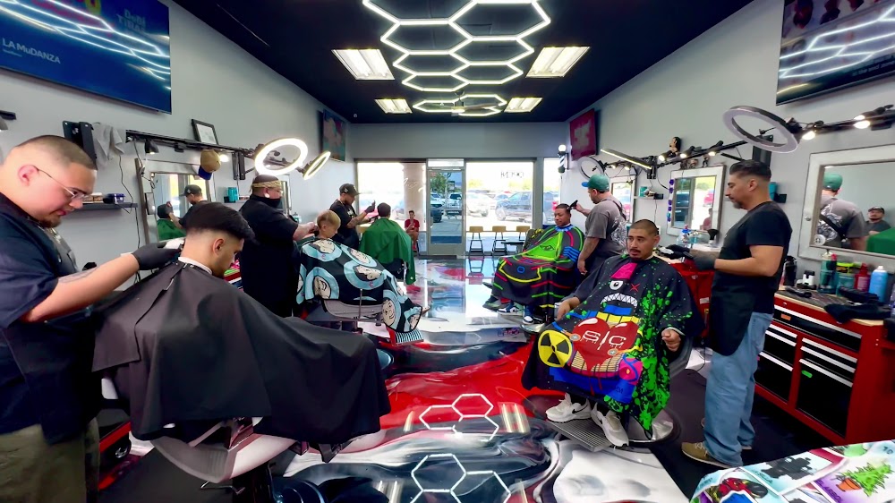 Ludah’s Barbershop view 2