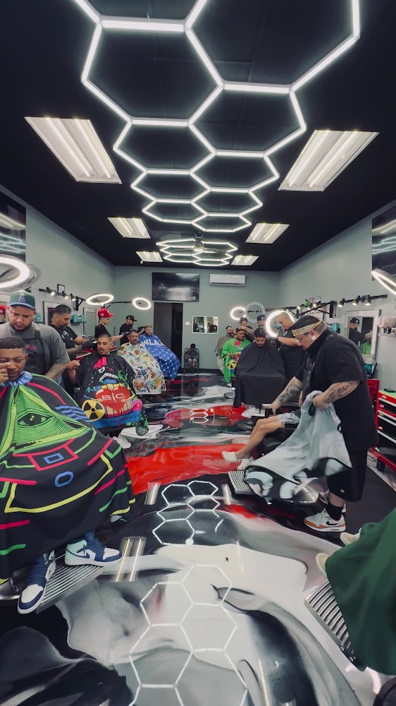 Ludah’s Barbershop view 5