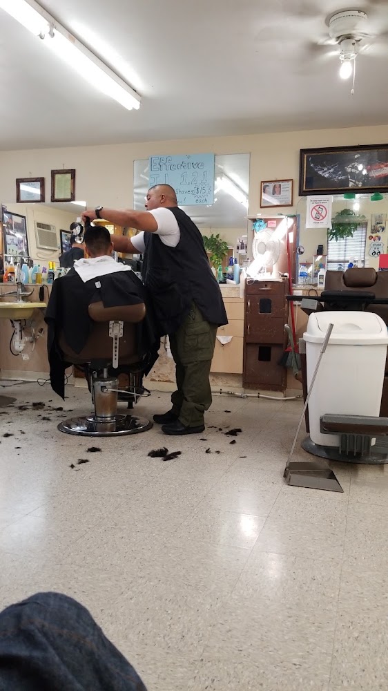Luis Barber Shop view 3
