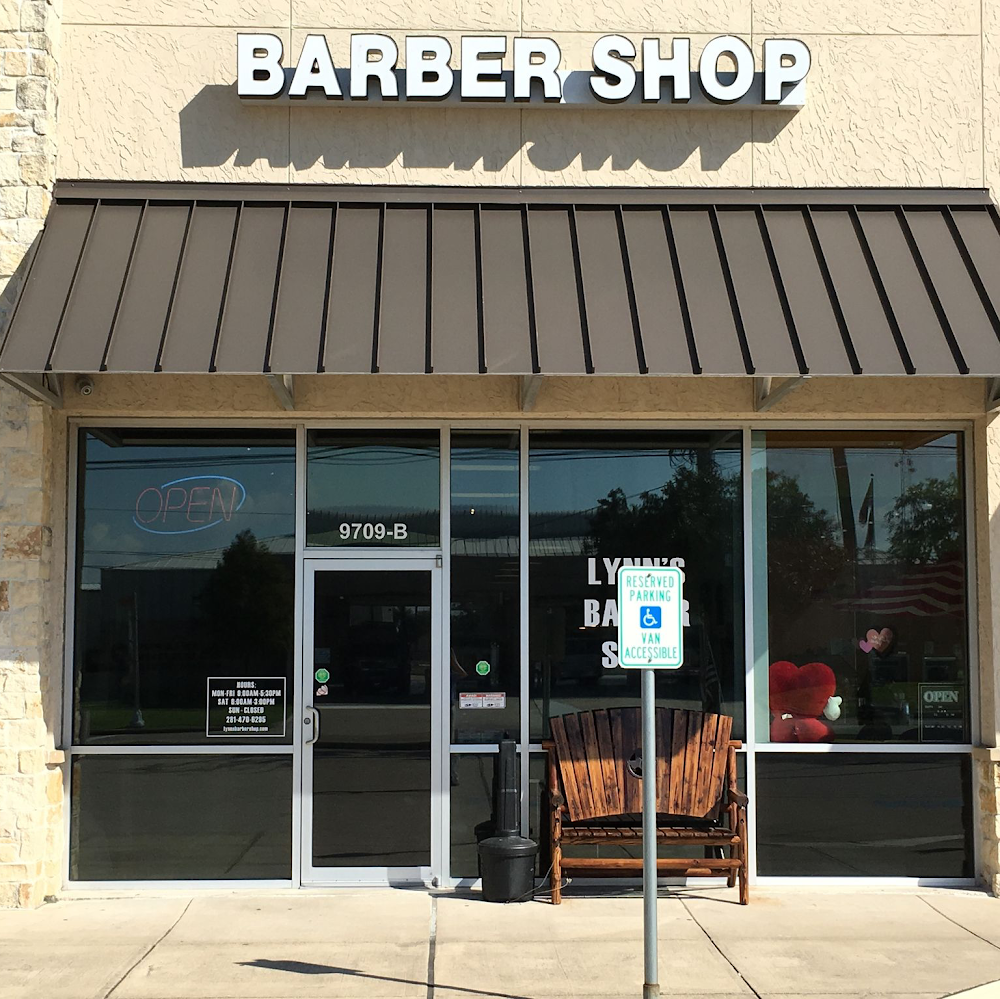Lynn's Barber Shop view 3