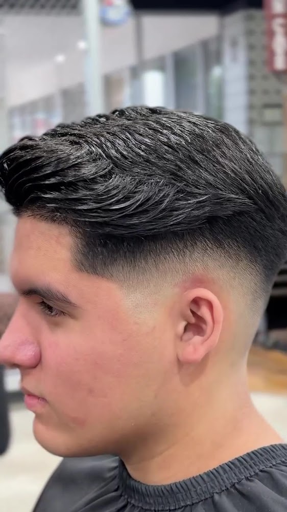 Machos Barbershop view 2