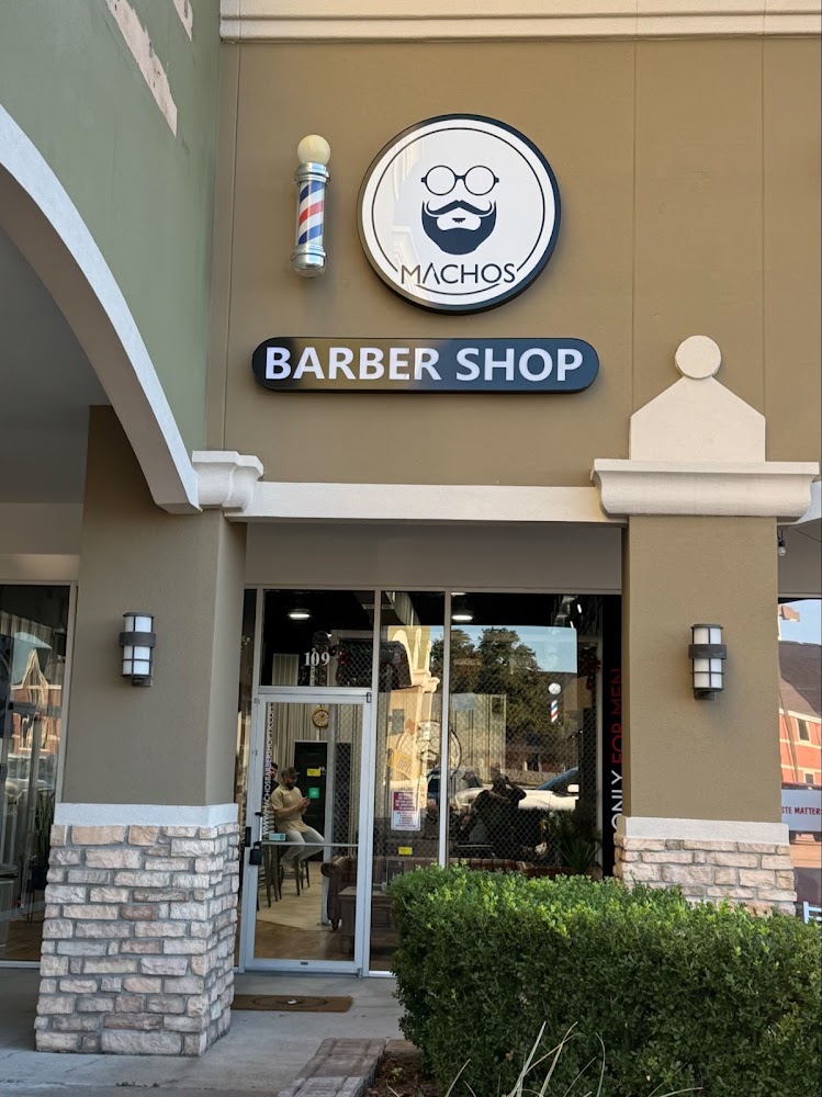 Machos Barbershop view 5