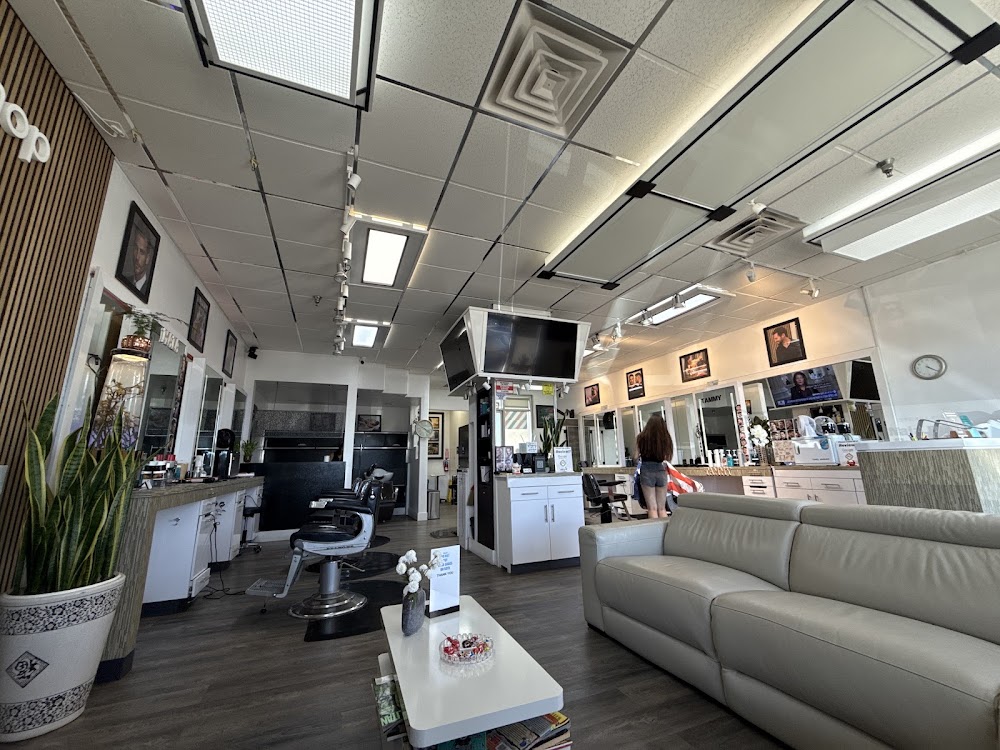 Maia Bella Barber Shop view 2