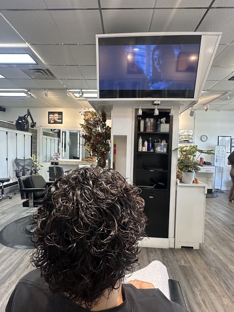Maia Bella Barber Shop view 3