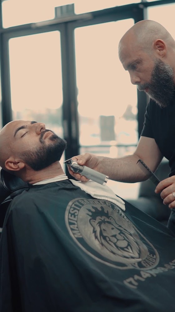 Majesty Barbershop view 2